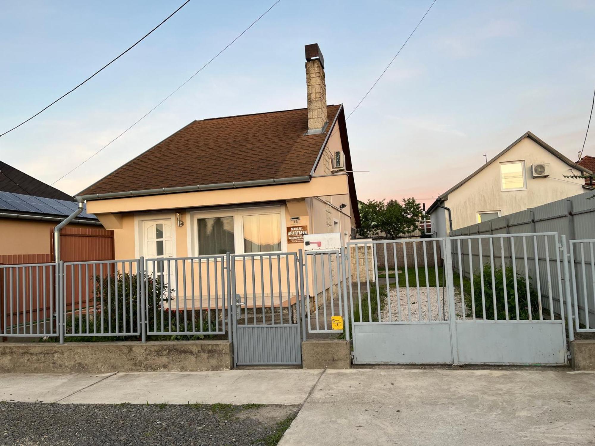 Marcell Apartman Hajdúszoboszló Exterior foto